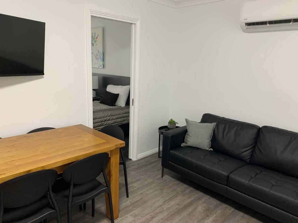 South Tamworth Motor Inn 외부 사진