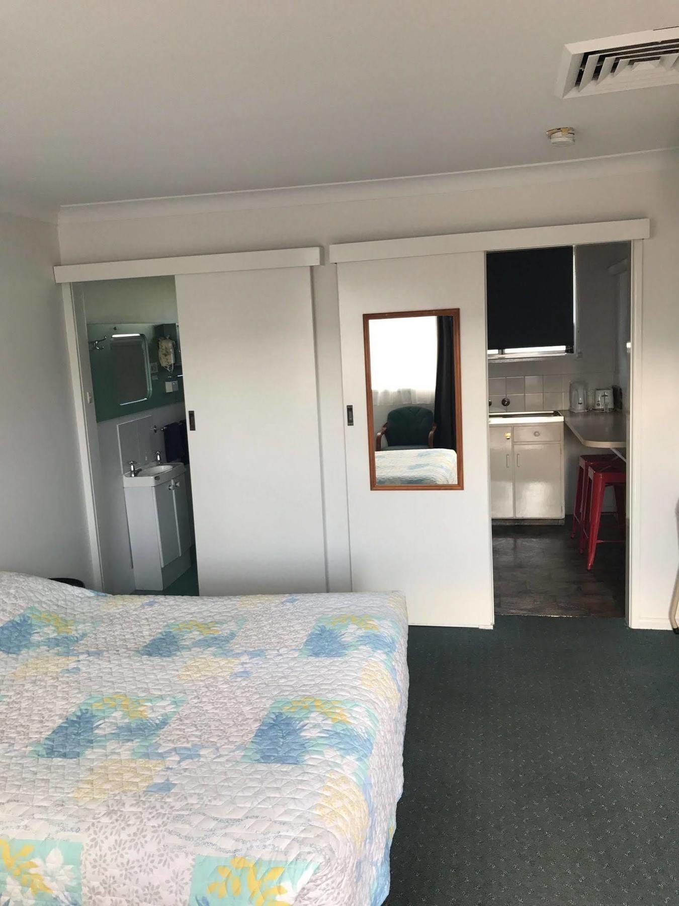 South Tamworth Motor Inn 외부 사진