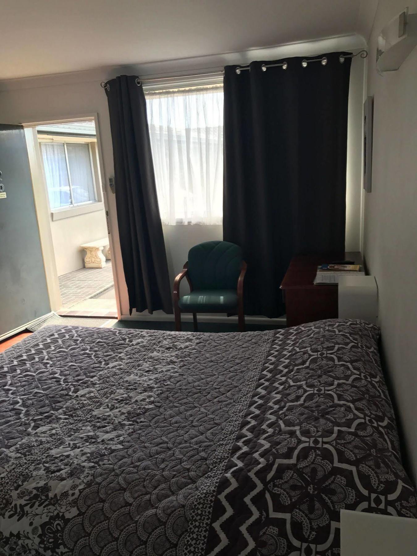 South Tamworth Motor Inn 외부 사진